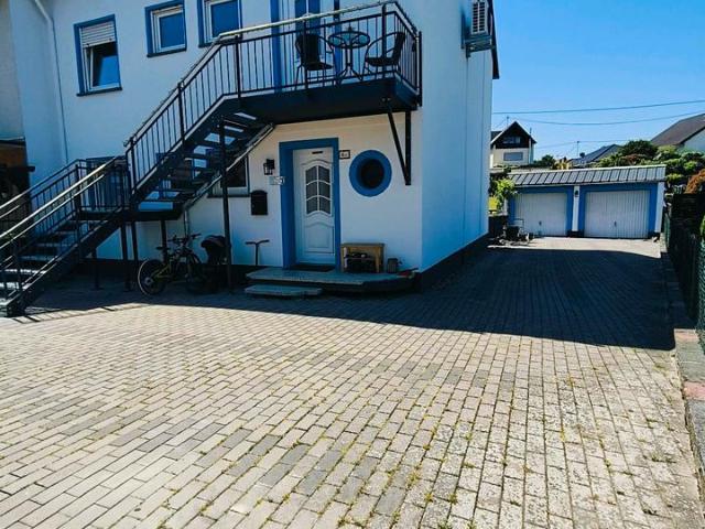 Modernisiertes Einfamilienhaus mit Einliegerwohnung & PV Anlage