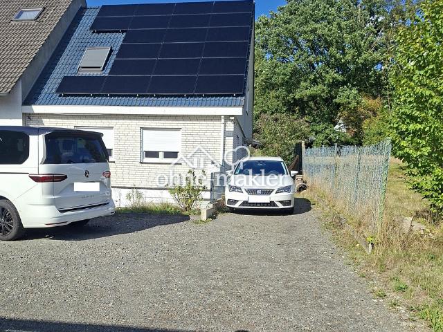 Modernisiertes Einfamilienhaus mit Wärmepumpe, großer PV Anlage und großzügigem Grundstück