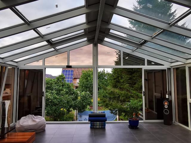 Modernisiertes Einfamilienhaus mit 799 m² Grundstück, Wintergarten & A+ Energieeffizienz