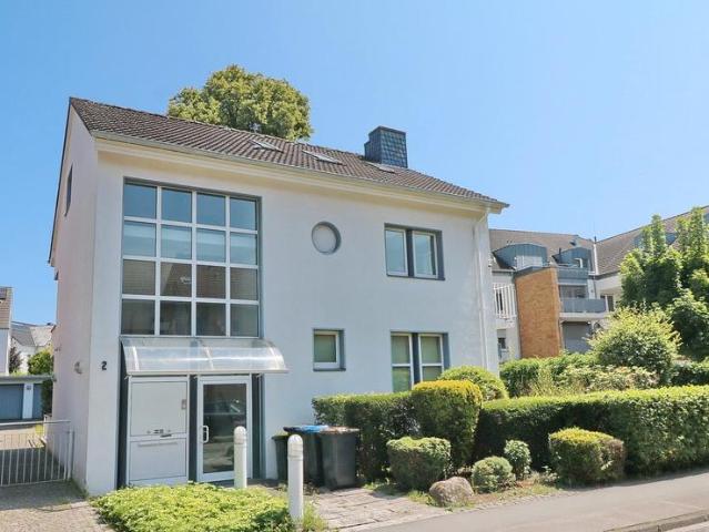 MODERNISIERTES, EXKLUSIVES WOHNHAUS IM HERZEN ALT MARL von Privat
