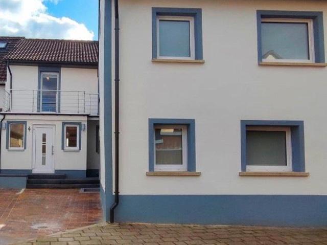 Modernisiertes Haus mit separater Wohnung | Hof & Stellplatz