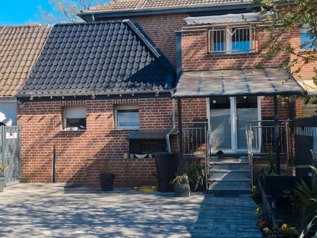 Modernisiertes Haus frei und bezugsbereit!
