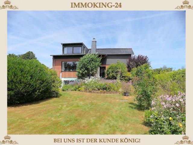 MODERNISIERTES MEHRGENERATIONENHAUS + SONNENTERRASSE + GROSSER GARTEN IN TRAUMLAGE!