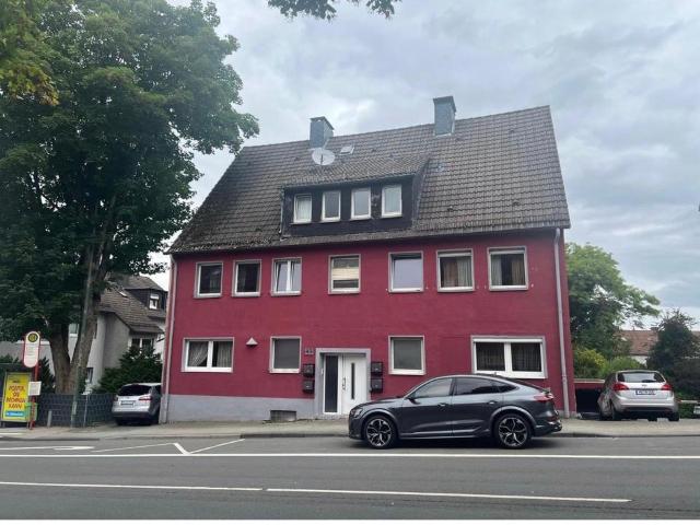 Modernisiertes Mehrfamilienhaus in attraktiver Lage nahe Klinikum