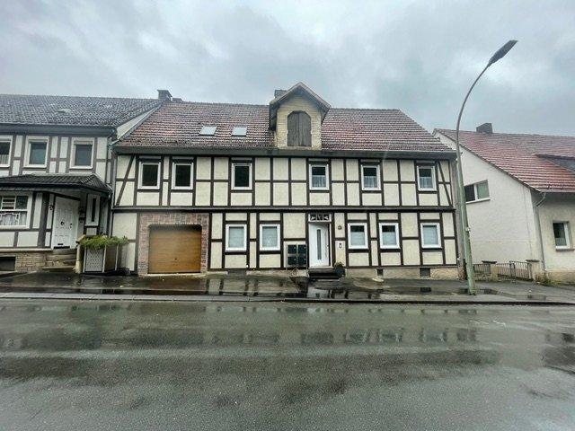 Modernisiertes Mehrfamilienhaus in guter Lage Niedermarsberg