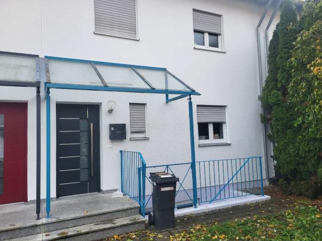 Modernisiertes Reihenhaus in Günzburg – 125 m², Garten & Stellplatz, zentrale Lage