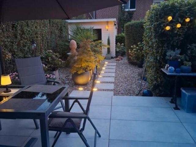 Modernisiertes Reihenmittelhaus mit Garten & Ausbaukeller
