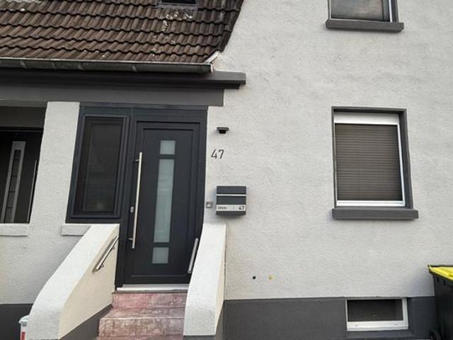 Modernisiertes Reihenmittelhaus in Herten Langenbochum