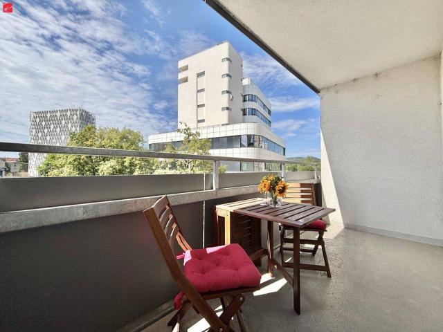 Modernisierter Wohntraum mit Stadtblick
