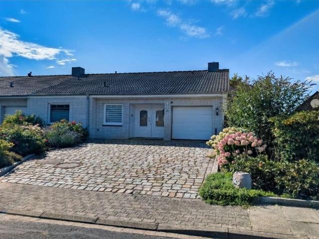 Modernisierter Bungalow in ruhiger Lage!