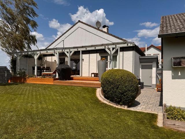 Modernisierter Bungalow mit PV Anlage und Garage Privatverkauf