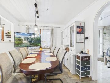 Modernisierter Bungalow Neue Wärmepumpe mit Speicher Einliegerwohnung