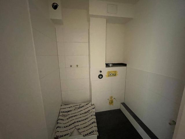 Modernisierte/renovierte 2 Zi Erdgeschoss Wohnung mit Balkon in Barmbek Süd | GLADIGAU