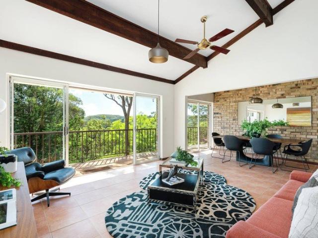 Modernist Full Brick Home North Facing with Garigal National Park Views