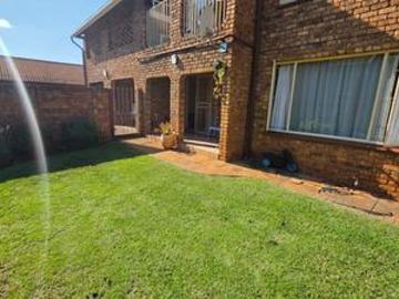 modernized ground floor townhouse wi.