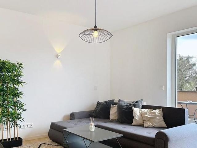 Modernly 3 room apartment with balcony in Sendling