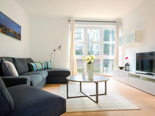 Modernly furnished 3 room apartment in the center of Berlin