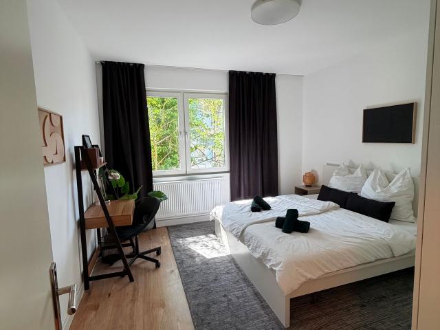 Modernly furnished 1 bedroom apartment in Dortmund City, Dortmund Amsterdam Apartments for Rent