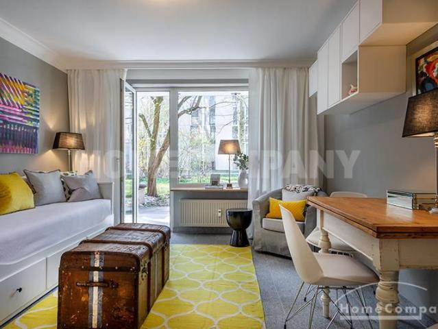 Modernly furnished 1 room apartment with terrace in Schwabing