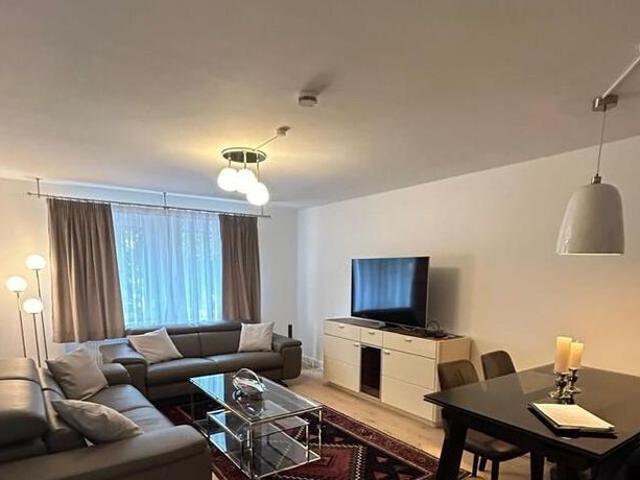 Modernly furnished 2 room apartment with parking space in Neuhausen