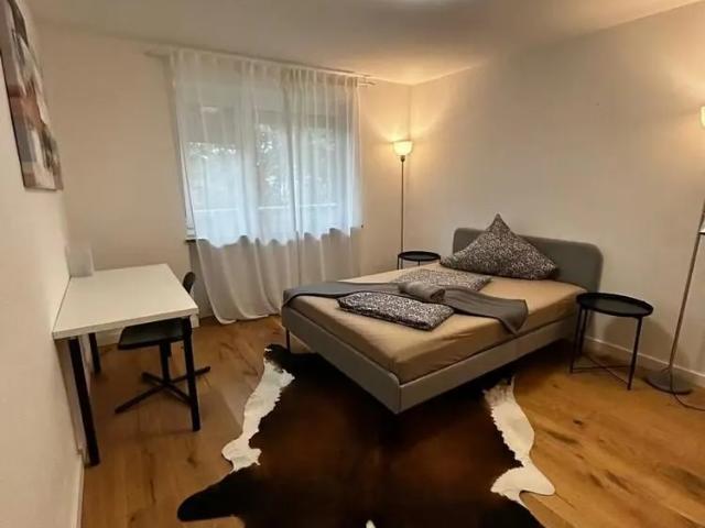Modernly furnished 4 room apartment in Allach