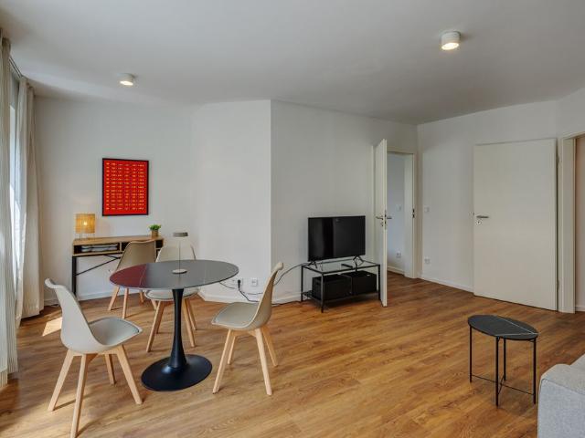 Modernly furnished apartment with new bathroom and kitchen