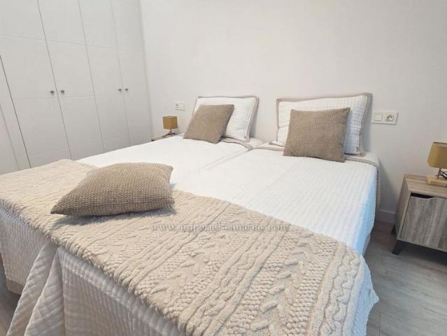 Moderno apartamento a estrenar en pleno centro con patio interior alquiler temporadas