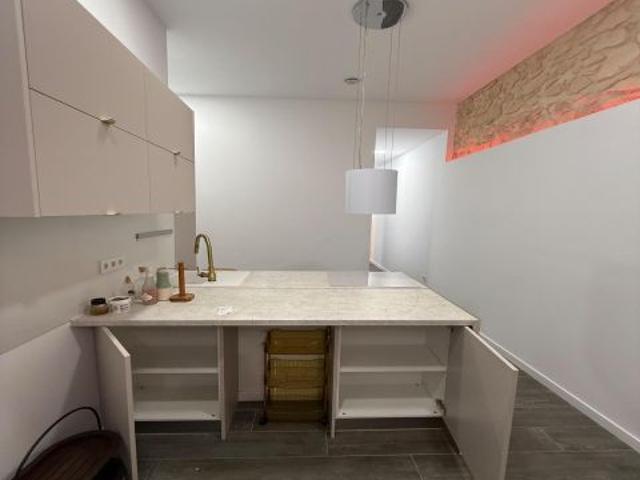 Moderno apartamento de reciente construcción en Carolinas Bajas | Bajo exterior |