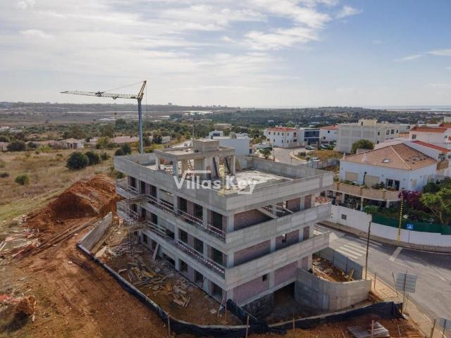 Moderno Apartamento de Tipologia T3 com piscina privada em M. 93m² Mexilhoeira Grande