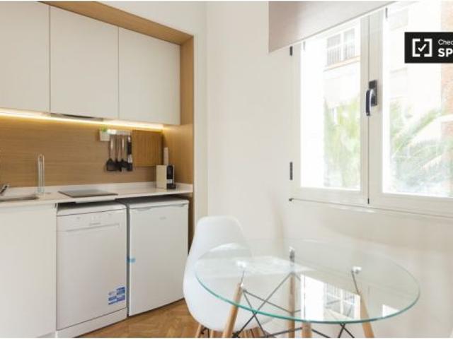 Moderno apartamento de 1 dormitorio en alquiler en Prosperidad