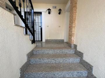 Moderno apartamento de 2 habitaciones en planta baja en las Heredades Almoradi con piscina comunita