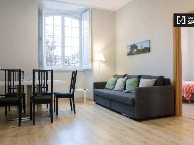 Moderno apartamento de 2 quartos para alugar em Oeiras, Lisboa
