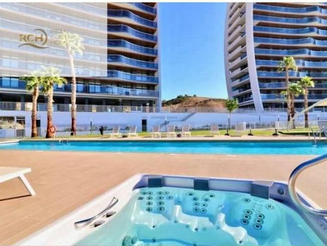 MODERNO APARTAMENTO EN ALQUILER EN SUNSET WAVES