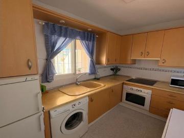 Moderno Apartamento en Torrox Park con Piscina y Terraza Septiembre a Junio