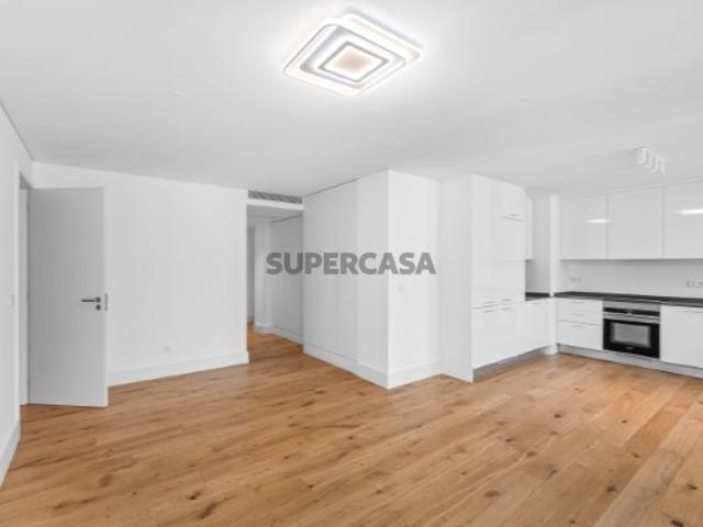 Moderno apartamento T2 na Prestigiada Avenida Duque d’Ávila