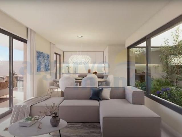 Moderno Apartamento T2 com Terraço, Piscina e Garagem em Cabanas de Tavira Algarve