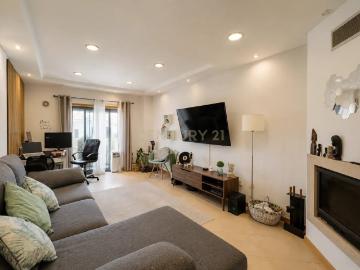 Moderno Apartamento T2 em Amora, Seixal 85m² Amora