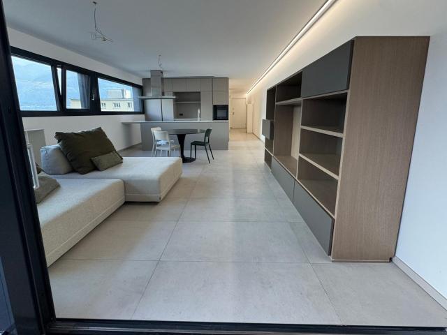 Moderno appartamento 2,5 locali con terrazza coperta subito disponibile anche completamente arredato su richiesta