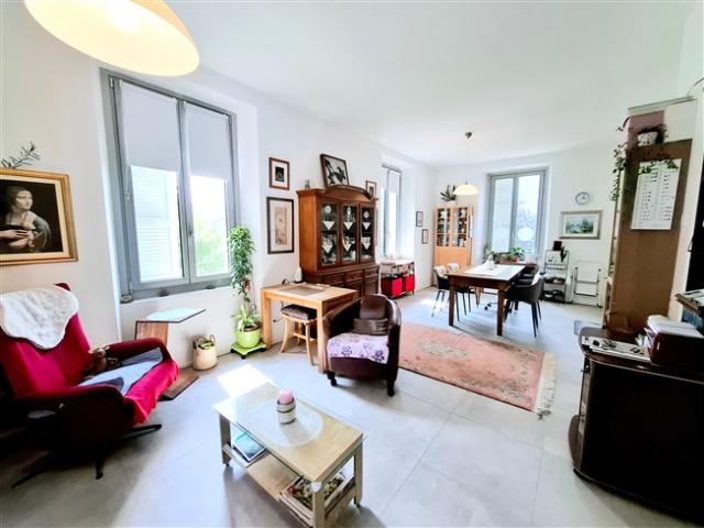Moderno appartamento cittadino a Bellinzona, TI