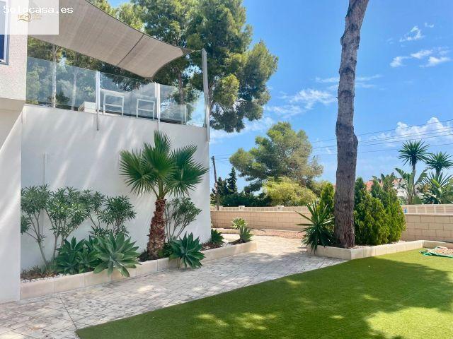 MODERNO CHALET EN ALQUILER EN CALPE