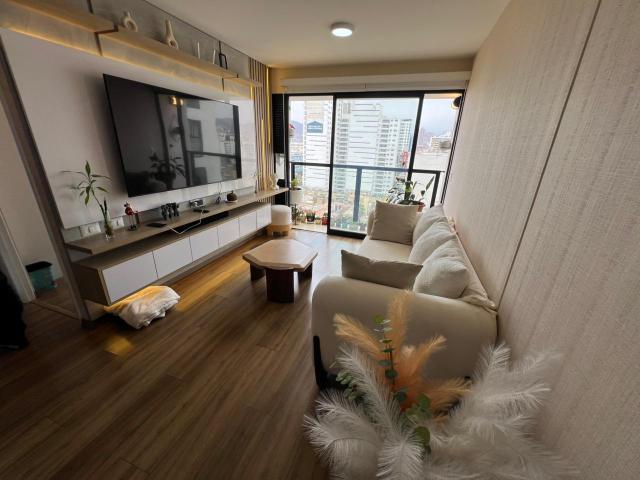 Moderno departamento con vista a la calle en Jesús María