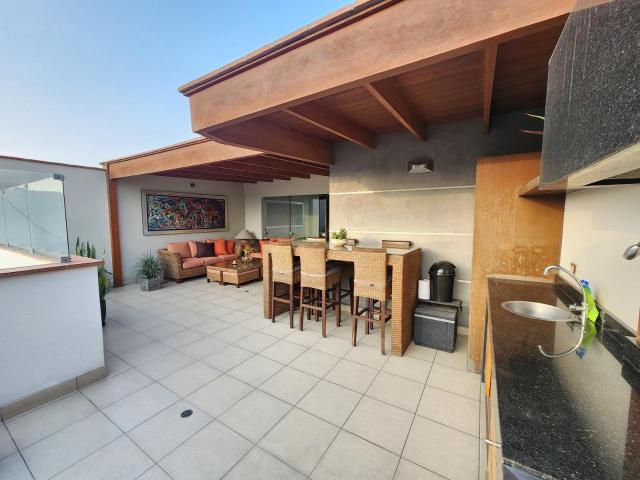Moderno Departamento Dúplex en La Mejor Zona de Chacarilla San Borja