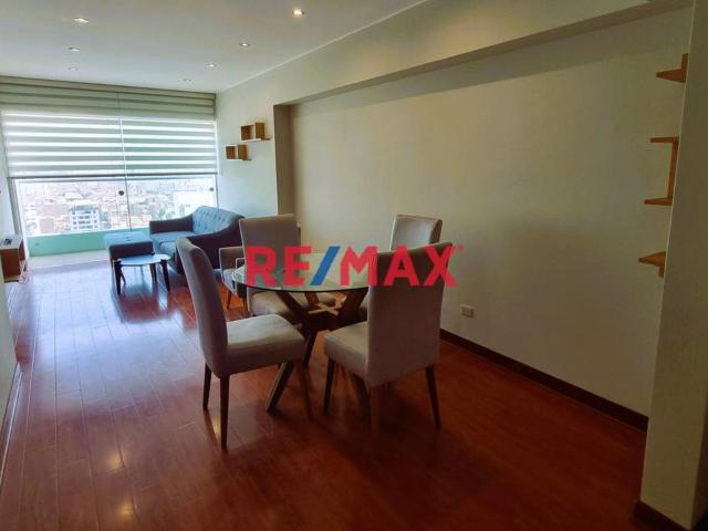 Moderno Departamento En Urb Barrio Medico, Cerca De Todo !, 02 Dorm, Cochera, Comodidad, Accesibilidad, Y Excelente Vista