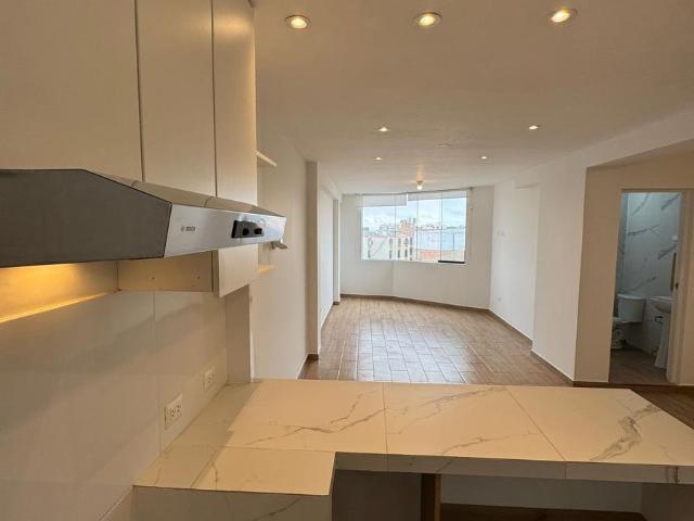 Moderno Departamento en Av Los Quechuas