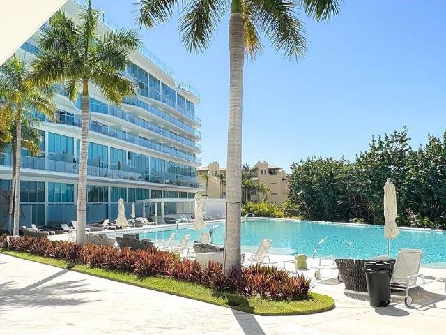 MODERNO DEPARTAMENTO EN NUEVO VALLARTA CON ACCESO A LA PLAYA