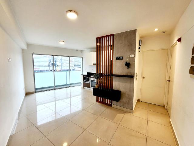 Moderno departamento en Surquillo, límite con San Isidro | 2 dormitorios | Cochera