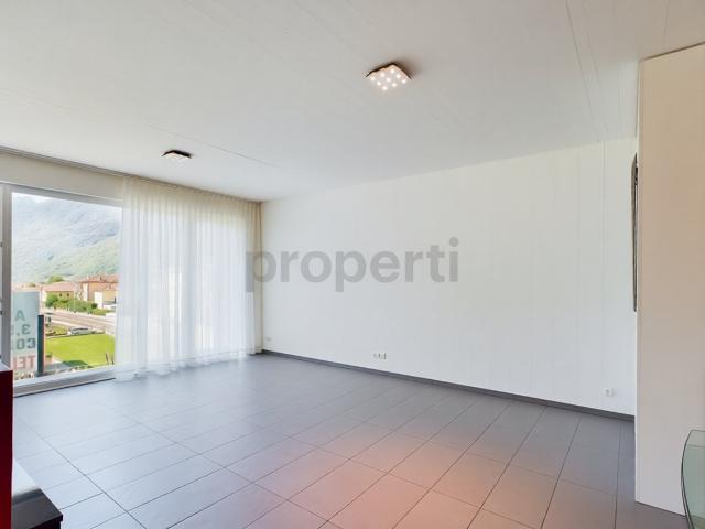 Moderno e luminoso appartamento di 3.5 locali a Biasca
