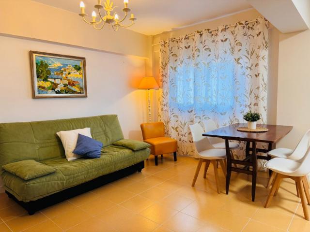 Moderno piso de dos habitaciones en Santander