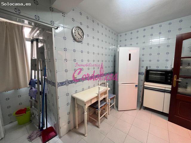 Moderno Piso en Alquiler en Parque Cruz Conde, Córdoba €750
