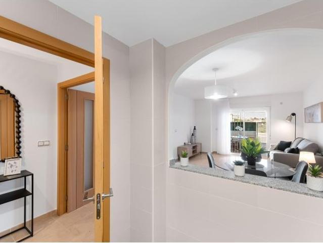 Moderno Piso en Lomas de Cabo Roig Oportunidad Única